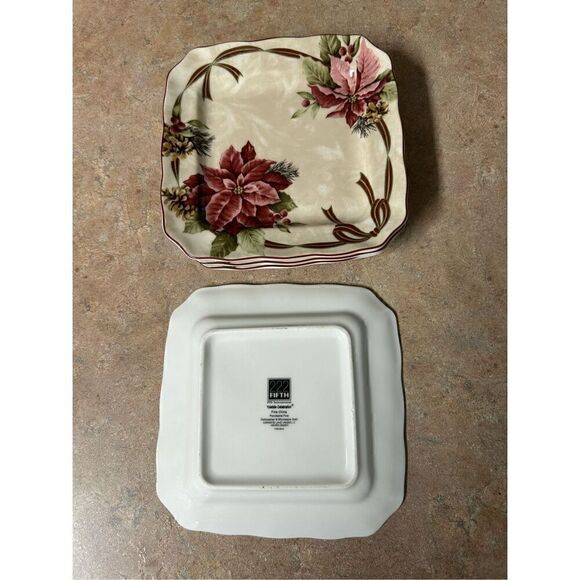 222 fifth Yuletide Celebration fine China dessert plates - Picture 2 of 2